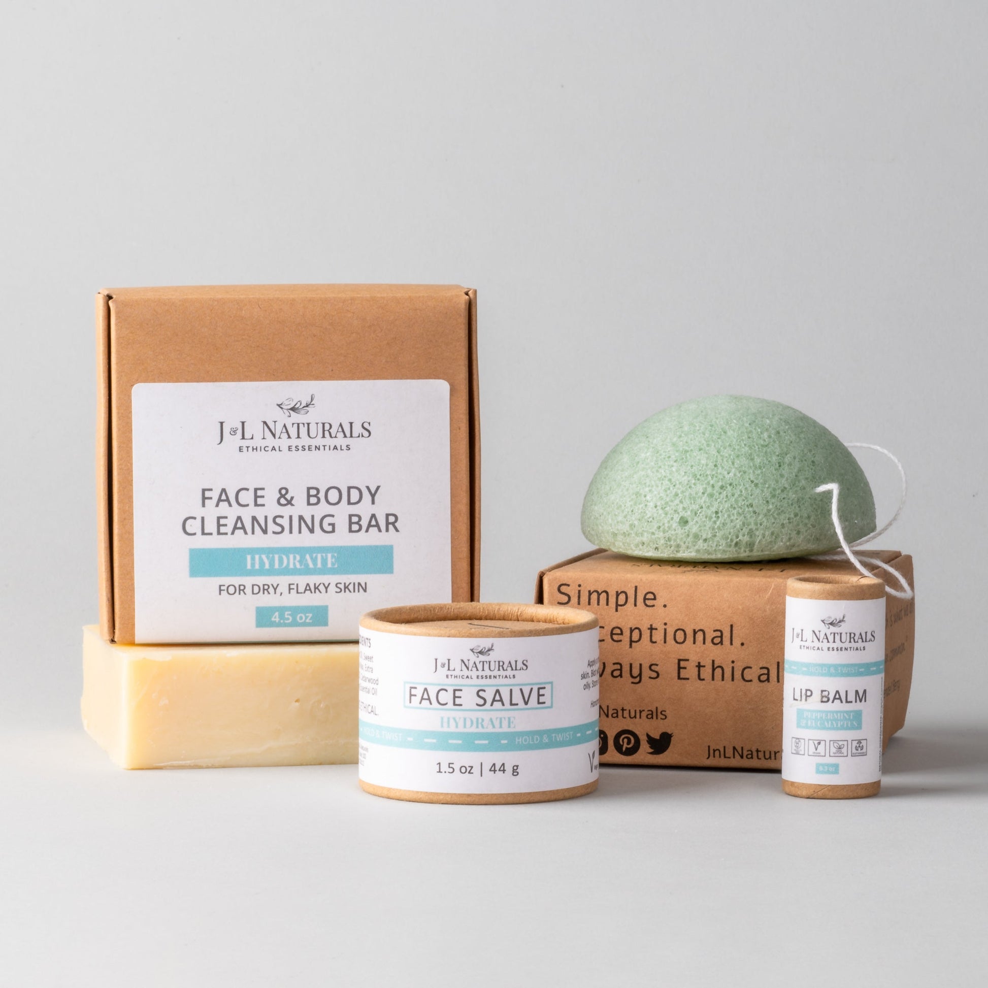 Essentials Skin Regimen Kit (4-Piece Set) image 11