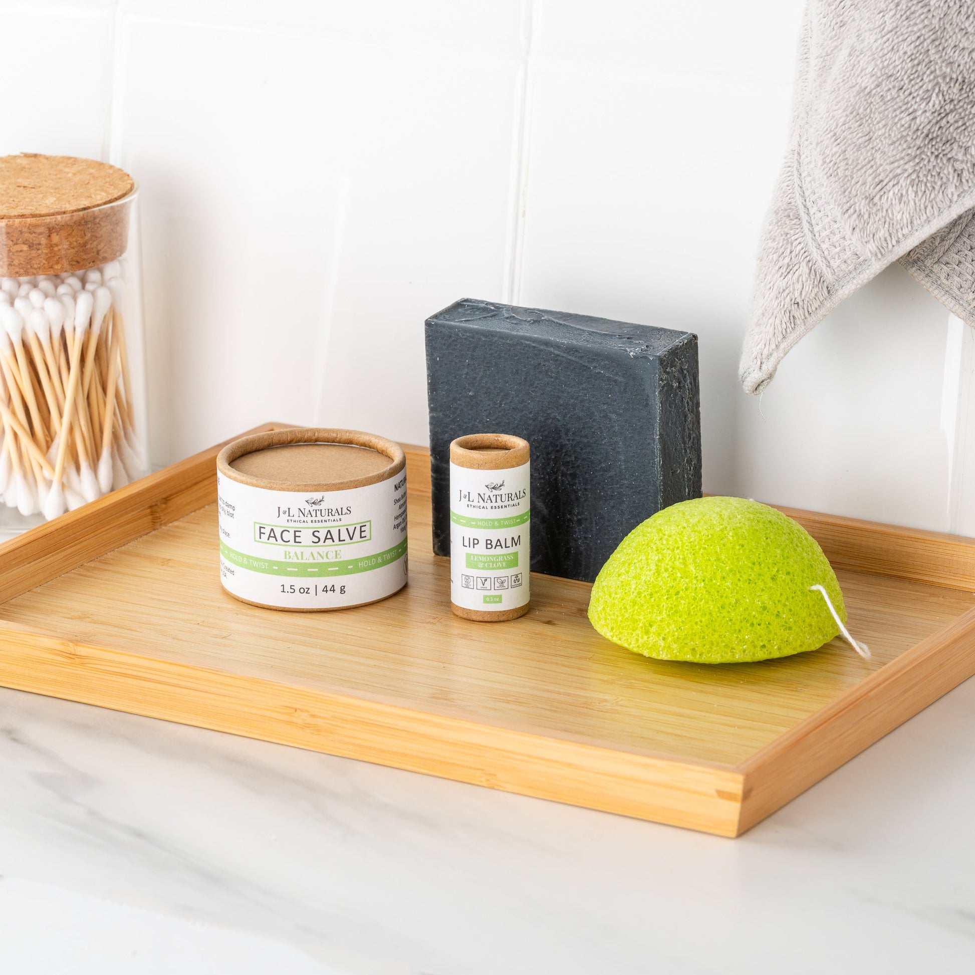 Essentials Skin Regimen Kit (4-Piece Set) image 3