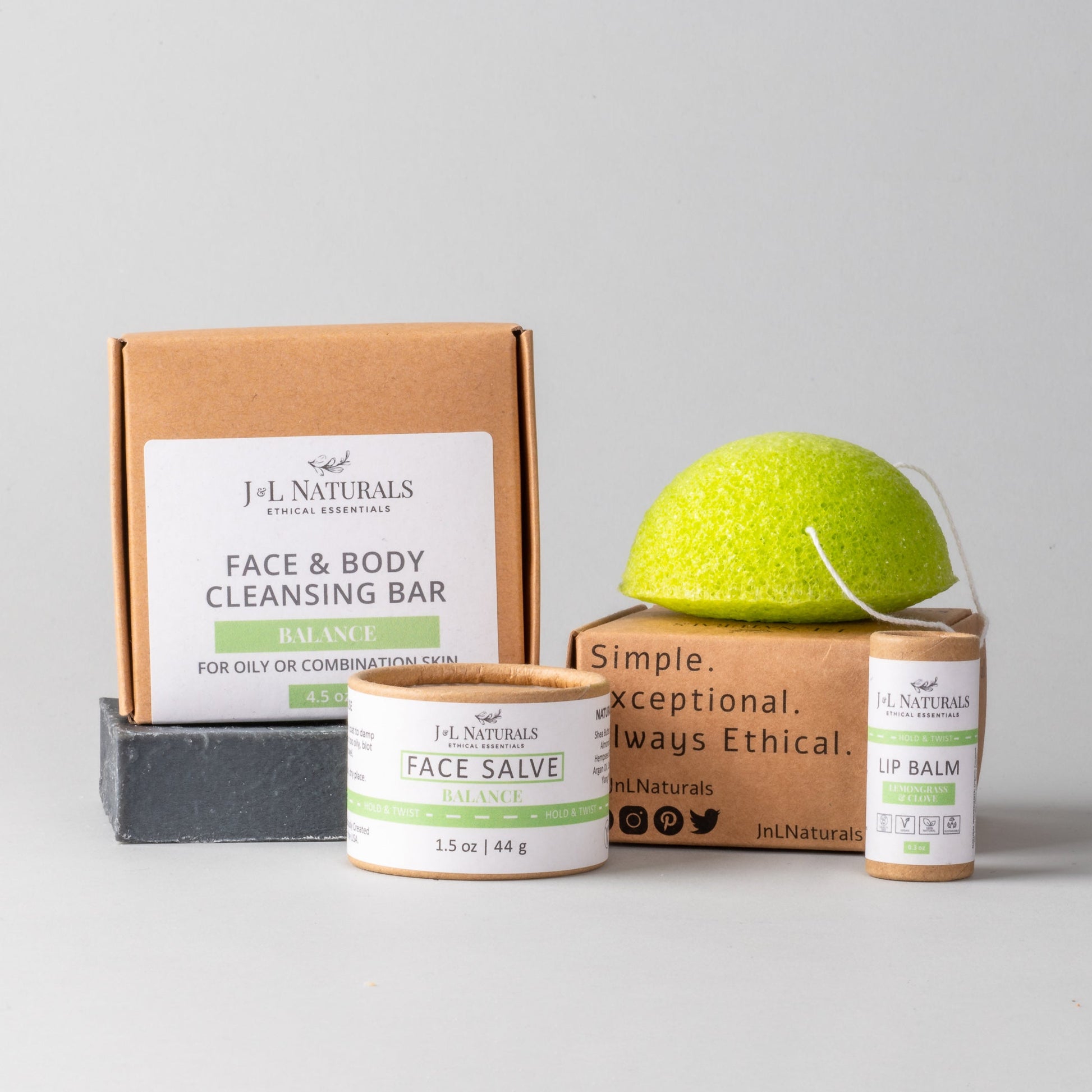 Essentials Skin Regimen Kit (4-Piece Set) image 4